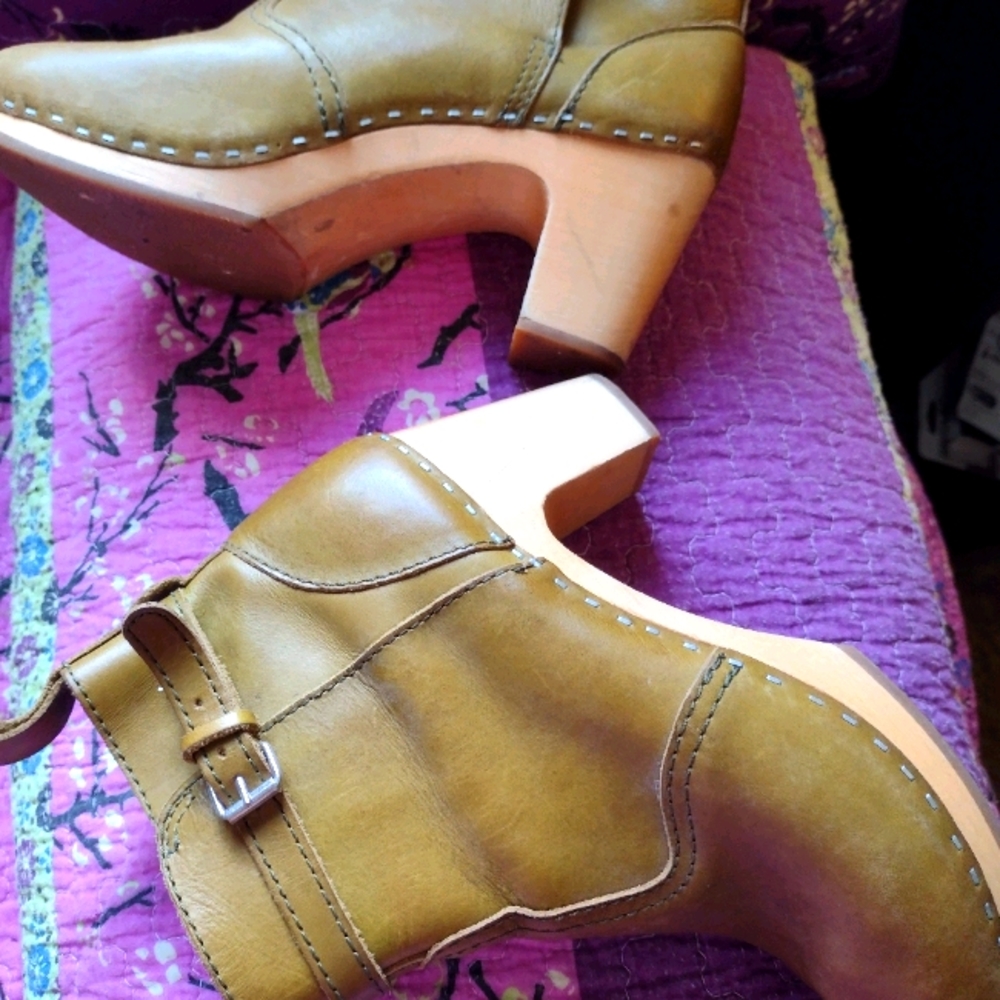 Swedish hasbeens clog booties